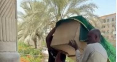 تشييع جنازة المنتج الفني غزال الشال في مسجد الحصري بحضور الأصدقاء والمقربين