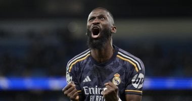 ريال مدريد يعلن تجديد عقد روديجر حتى 2027