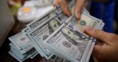 سعر الدولار أمام الجنيه المصري اليوم الجمعة 12/6/2026 يبلغ 51.93 جنيه للشراء