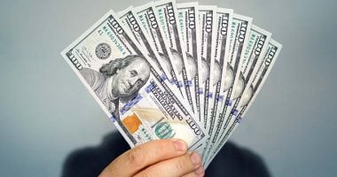 تراجع سعر الدولار بنحو 95 قرشًا مقابل الجنيه في البنوك