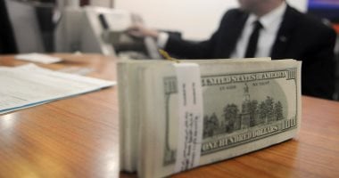 الدولار يبقى مستقراً أمام الجنيه والأسعار في البنوك