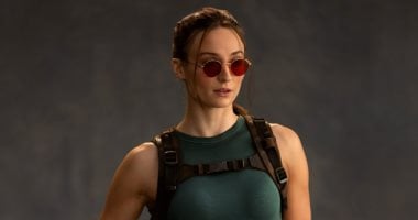 صوفى تيرنر تجسد شخصية لارا كروفت في مسلسل جديد