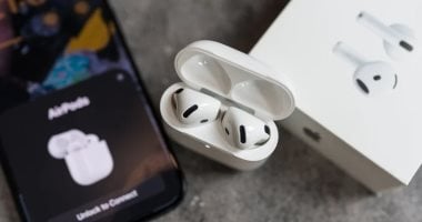 عمر سماعات AirPods وفقًا لتجارب المستخدمين