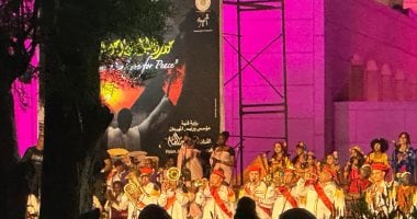 فرقة حسب الله تفتتح مهرجان الطبول بتفاعل جماهيري مميز