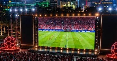 ما الذي ينتظر جمهور الـFan Zone الليلة من نقل مجاني وحفل غنائي ومباراة مصر؟