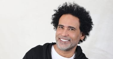 مصطفى شوقي يواصل تقديم الأغاني السينجل بعيدًا عن الألبومات