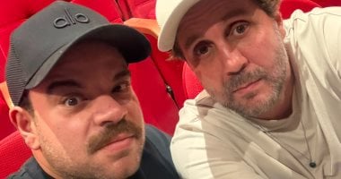 هشام ماجد ومحمد عبد الرحمن توتا يستعرضان كواليس مسرحية “خيال مريض”