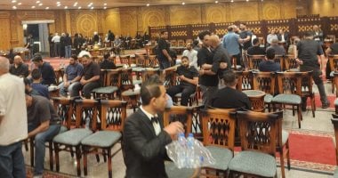 يوسف الشريف وشيري عادل وحنان مطاوع يشاركون في عزاء والد المنتج مصطفى العوضي
