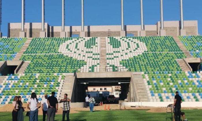 الانتهاء من 95% من كهرباء استاد النادي المصري الجديد ببورسعيد