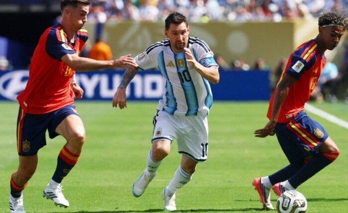 التعادل السلبي يحسم الوقت الأصلي لنهائي كأس العالم 2026 بين إسبانيا والأرجنتين التعادل السلبي يحسم الوقت الأصلي لنهائي كأس العالم 2026 بين إسبانيا والأرجنتين