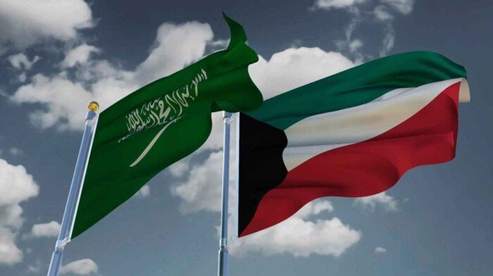 تصعيد جديد في البحر الأحمر.. الكويت تدين استهداف سفينة تابعة لشركة سعودية تصعيد جديد في البحر الأحمر.. الكويت تدين استهداف سفينة تابعة لشركة سعودية