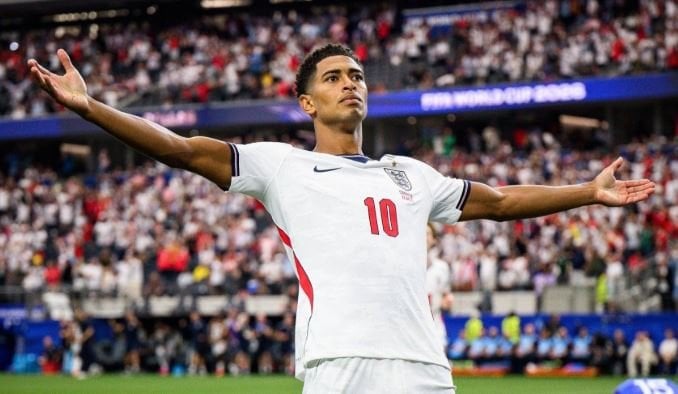 بيلينجهام يحقق إنجازًا تاريخيًا مع إنجلترا بعد تألقه أمام فرنسا في كأس العالم 2026 بيلينجهام يحقق إنجازًا تاريخيًا مع إنجلترا بعد تألقه أمام فرنسا في كأس العالم 2026