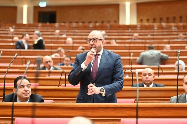 حسام المندوه: أرفض منح المستثمرين 60% في شركة الكرة.. والجمعية العمومية ستحدد مستقبل الزمالك حسام المندوه: أرفض منح المستثمرين 60% في شركة الكرة.. والجمعية العمومية ستحدد مستقبل الزمالك