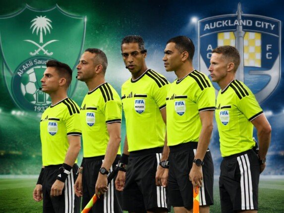 طاقم تحكيم مصري لإدارة مواجهة الأهلي جدة وأوكلاند سيتي في كأس الإنتركونتيننتال طاقم تحكيم مصري لإدارة مواجهة الأهلي جدة وأوكلاند سيتي في كأس الإنتركونتيننتال