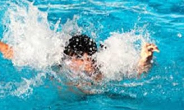 سقطت في النيل أثناء لهوها بجوار والدها.. تفاصيل غرق الطفلة «كارما» بالقناطر الخيرية