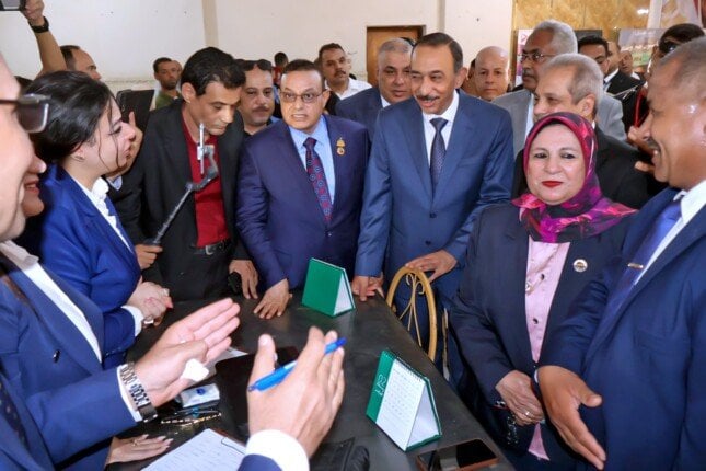 محافظ سوهاج يدشن فعاليات ملتقى التوظيف لتوفير 2400 فرصة عمل للشباب محافظ سوهاج يدشن فعاليات ملتقى التوظيف لتوفير 2400 فرصة عمل للشباب