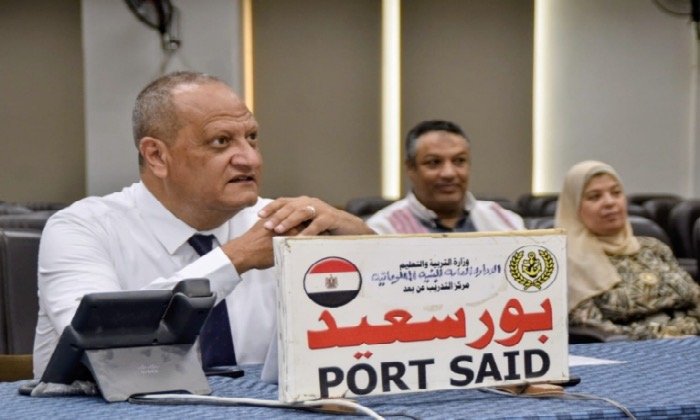 مدير تعليم بورسعيد يتفقد غرفة عمليات امتحانات الدور الثاني للشهادة الإعدادية مدير تعليم بورسعيد يتفقد غرفة عمليات امتحانات الدور الثاني للشهادة الإعدادية