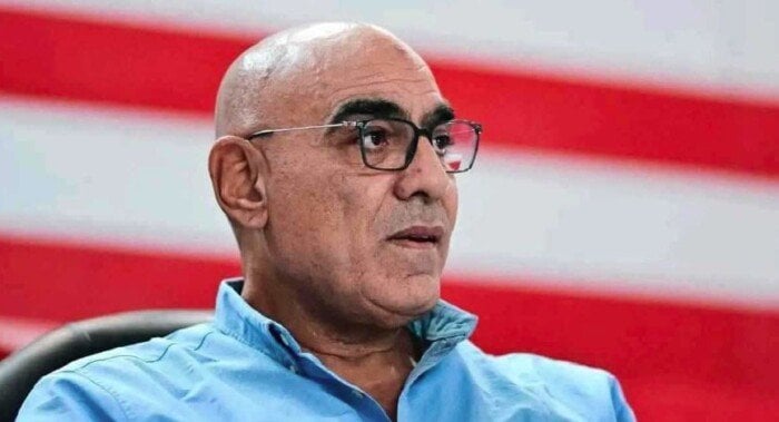 هشام نصر يتعرض لوعكة صحية مفاجئة ويٌنقل للمستشفى لتلقي العلاج هشام نصر يتعرض لوعكة صحية مفاجئة ويٌنقل للمستشفى لتلقي العلاج