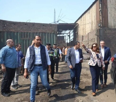وزيرة التنمية المحلية والبيئة توجه بسرعة توفيق أوضاع منطقة العكرشة الصناعية بمحافظة القليوبية وزيرة التنمية المحلية والبيئة توجه بسرعة توفيق أوضاع منطقة العكرشة الصناعية بمحافظة القليوبية