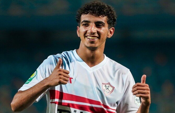 إيشو بعد تجديد عقده مع الزمالك: انتمائي عمره ما كان بالكلام.. والحكاية مستمرة إيشو بعد تجديد عقده مع الزمالك: انتمائي عمره ما كان بالكلام.. والحكاية مستمرة