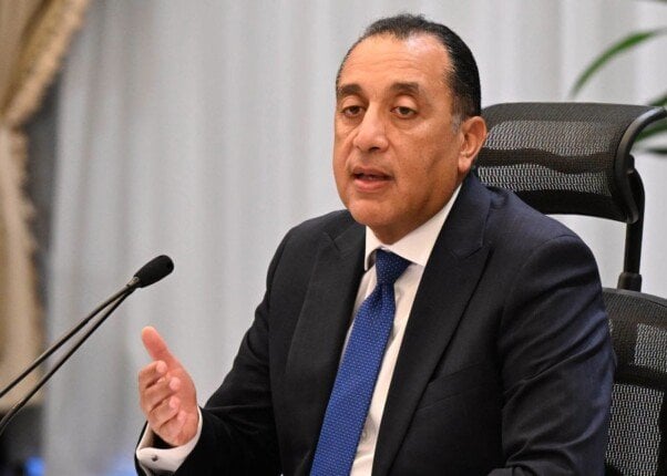 الحكومة تُطمئن المواطنين على توافر الأنسولين.. ومدبولي: «البديل المحلي يُضاهي المستورد» الحكومة تُطمئن المواطنين على توافر الأنسولين.. ومدبولي: «البديل المحلي يُضاهي المستورد»