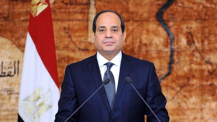 الرئيس السيسي يوجه محافظ الإسماعيلية بإزالة آثار حادث طريق الدواويس وتقديم العزاء لأهالي الضحايا الرئيس السيسي يوجه محافظ الإسماعيلية بإزالة آثار حادث طريق الدواويس وتقديم العزاء لأهالي الضحايا