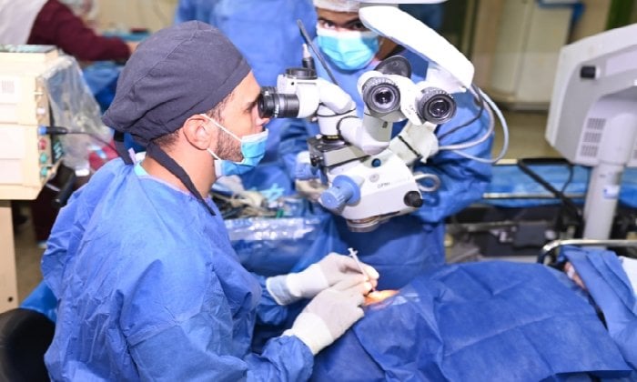إنجاز طبي بجامعة سوهاج.. زراعة 57 عدسة لمرضى المياه البيضاء خلال يوم واحد إنجاز طبي بجامعة سوهاج.. زراعة 57 عدسة لمرضى المياه البيضاء خلال يوم واحد