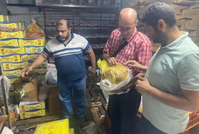 ضبط ربع طن مصنعات لحوم مجهولة المصدر في الخانكة ضبط ربع طن مصنعات لحوم مجهولة المصدر في الخانكة