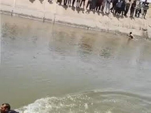 غرق طالبتين إثر سقوطهما في ترعة «سري باشا» بالمنيا.. والنيابة تباشر التحقيق غرق طالبتين إثر سقوطهما في ترعة «سري باشا» بالمنيا.. والنيابة تباشر التحقيق