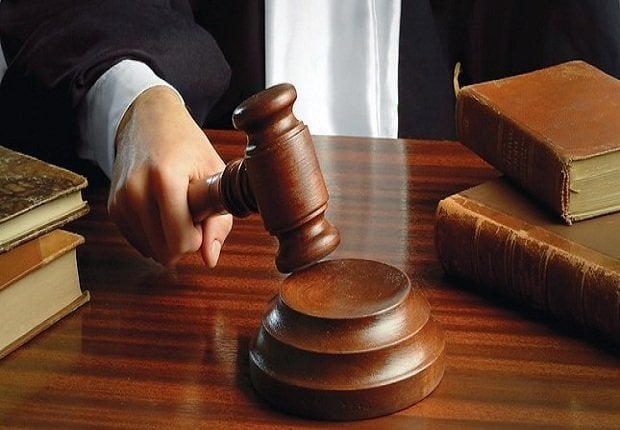 اليوم.. محاكمة السائق المتهم بدهس جد وحفيدته على كورنيش النيل بالمعصرة
