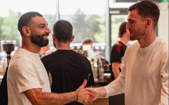 محمد صلاح يصل إسطنبول تمهيدًا لإتمام انتقاله إلى طرابزون سبور «فيديو» محمد صلاح يصل إسطنبول تمهيدًا لإتمام انتقاله إلى طرابزون سبور «فيديو»